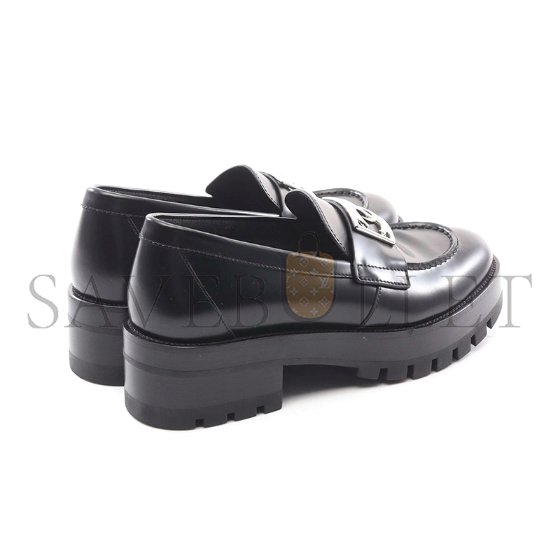 CHANEL CC LEATHER LOAFERS ‎G45156